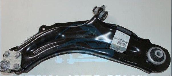 Рычаг передний правый c 2008г