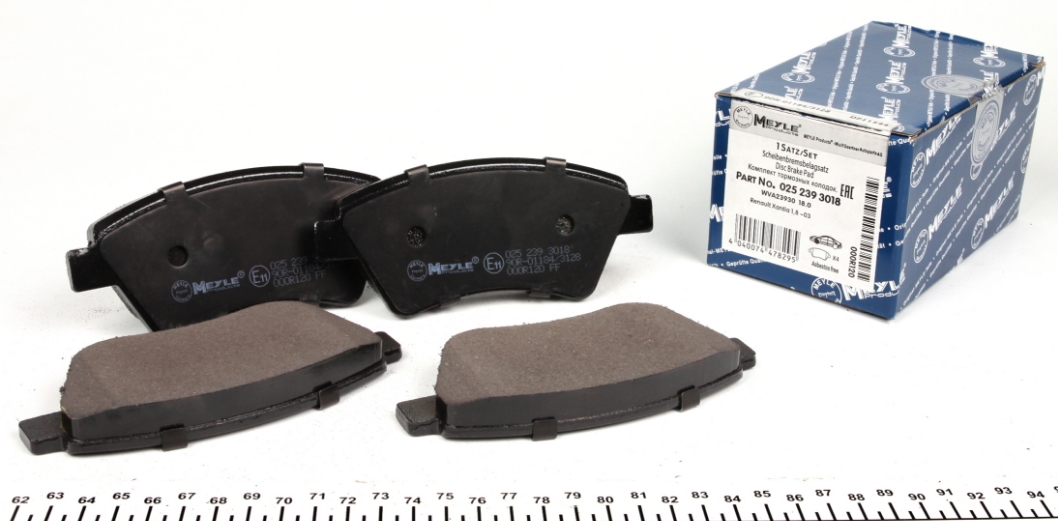 Колодки передние 01-  Megane II   Scenic II 09.03-