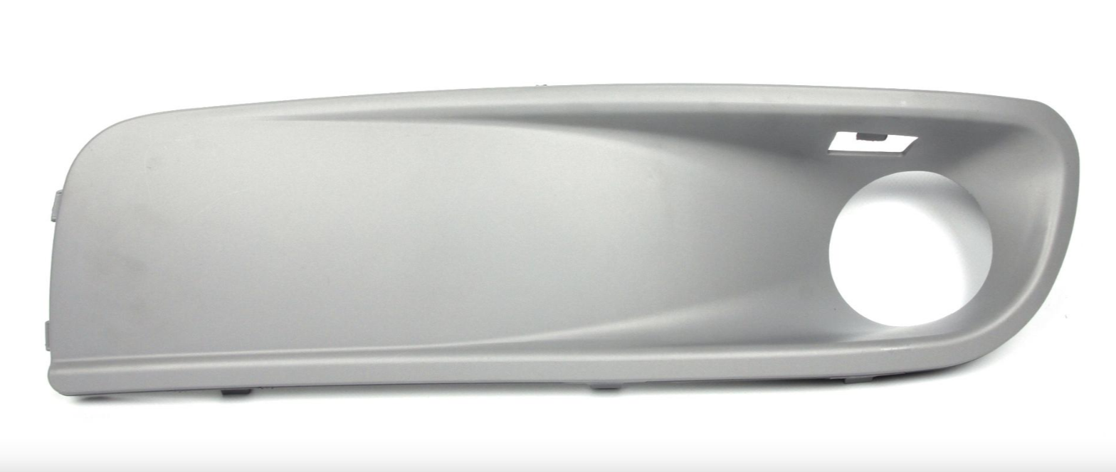 Вставка бампера (под противотуманку) VW T5 03- (L)