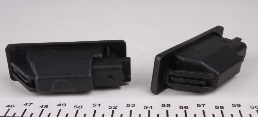Подсветка номера MB Sprinter VW Crafter 06- (6398200256)
