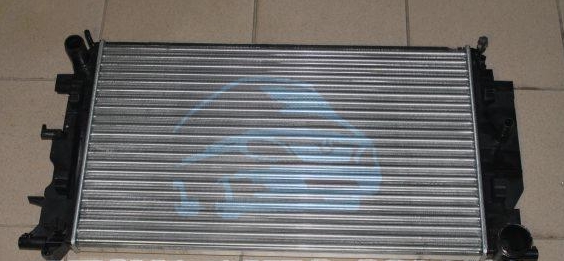 Радиатор воды 2.2-3.0CDI