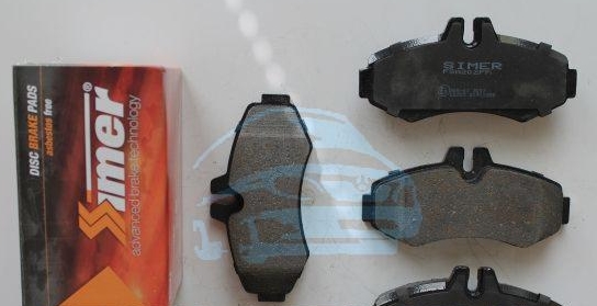 Колодки тормозные передние тип Bosch